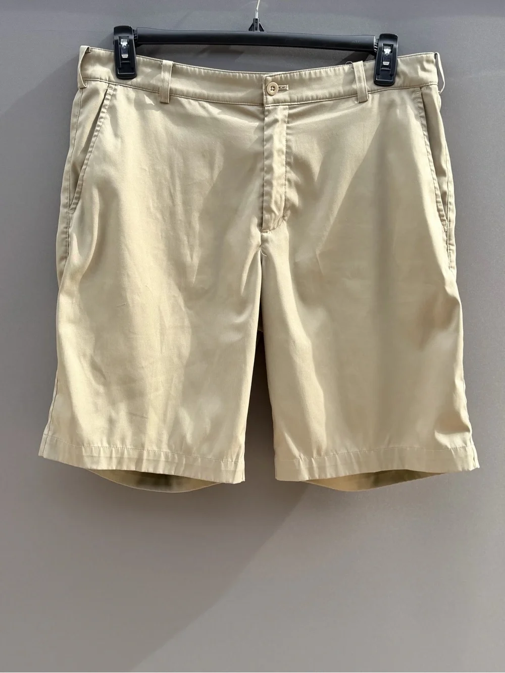 Nike Men’s Golf/Performance Shorts – 34W – Light Beige/Tan